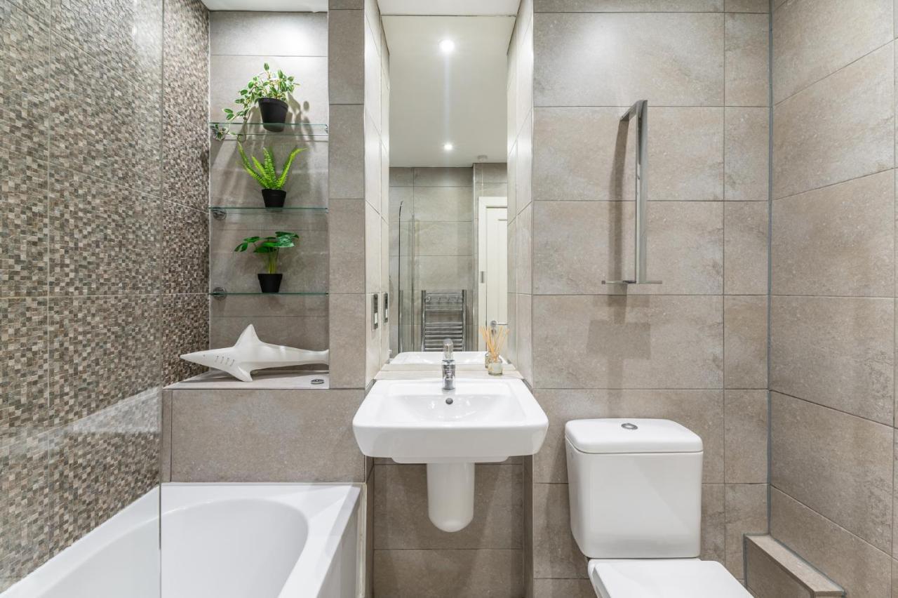 Spacious Apt In The Heart Of York I Pass The Keys Exterior foto